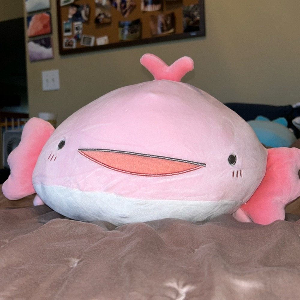 Pinky happy axolotl plush
